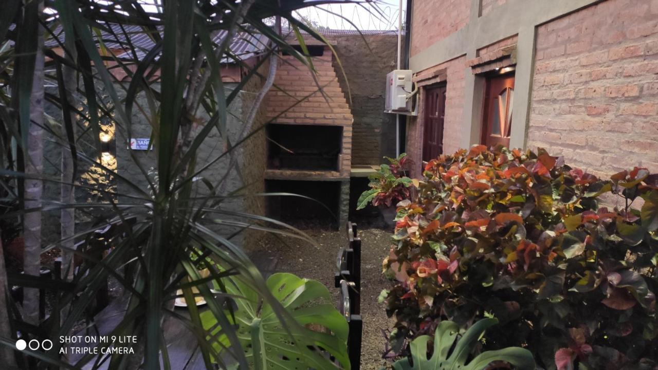 Apart Del Huesped I Puerto Iguazu Ngoại thất bức ảnh